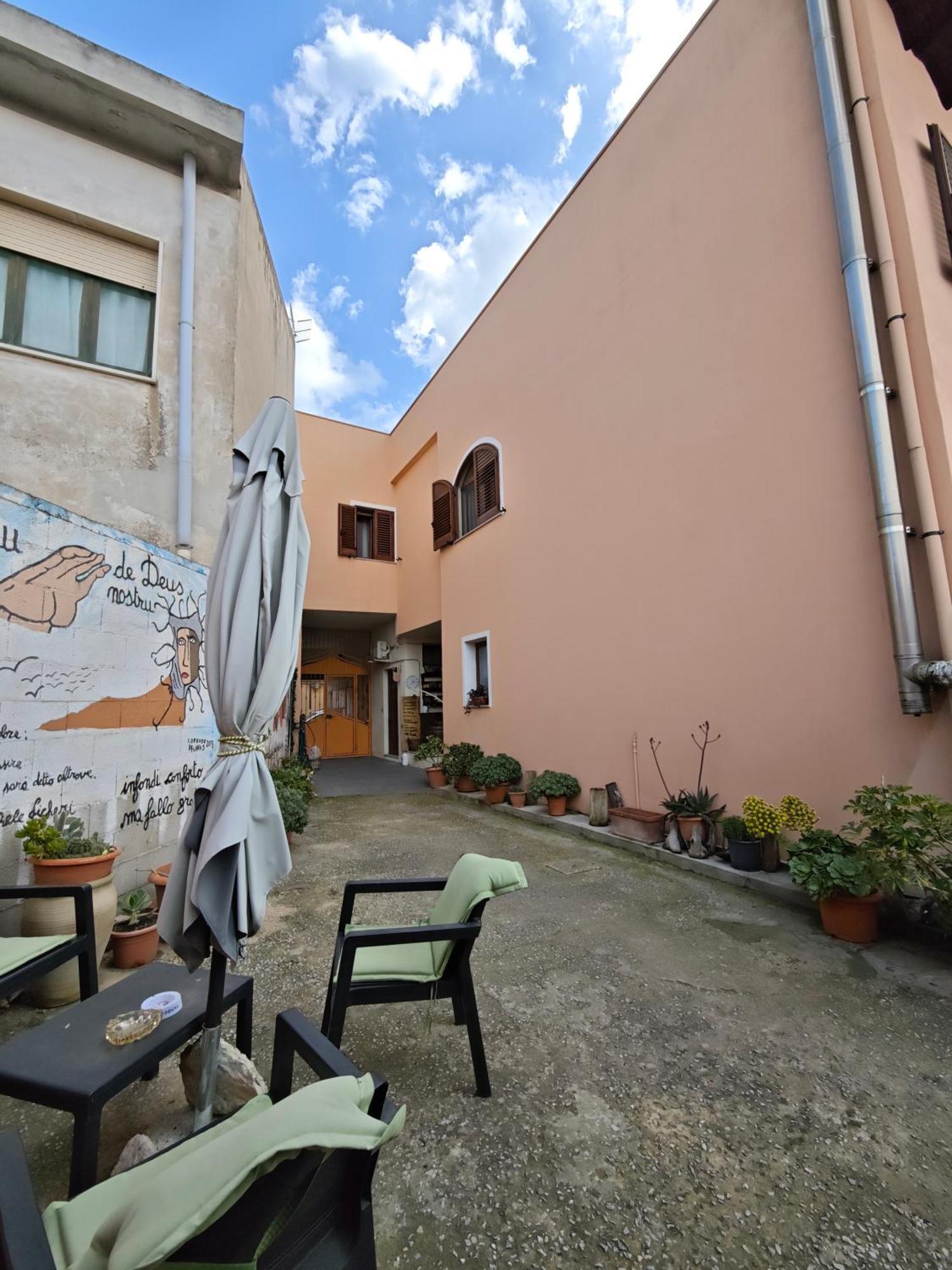 Giba B&B Domu Delunas מראה חיצוני תמונה